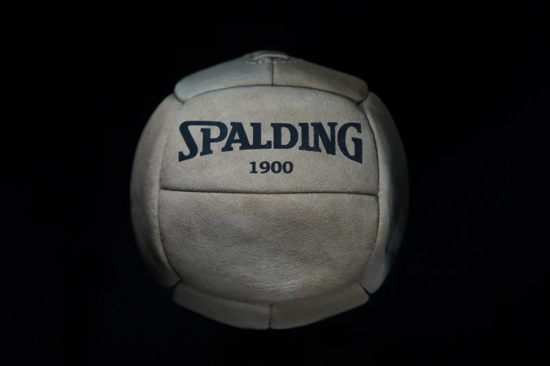 Реплика Spalding 1900